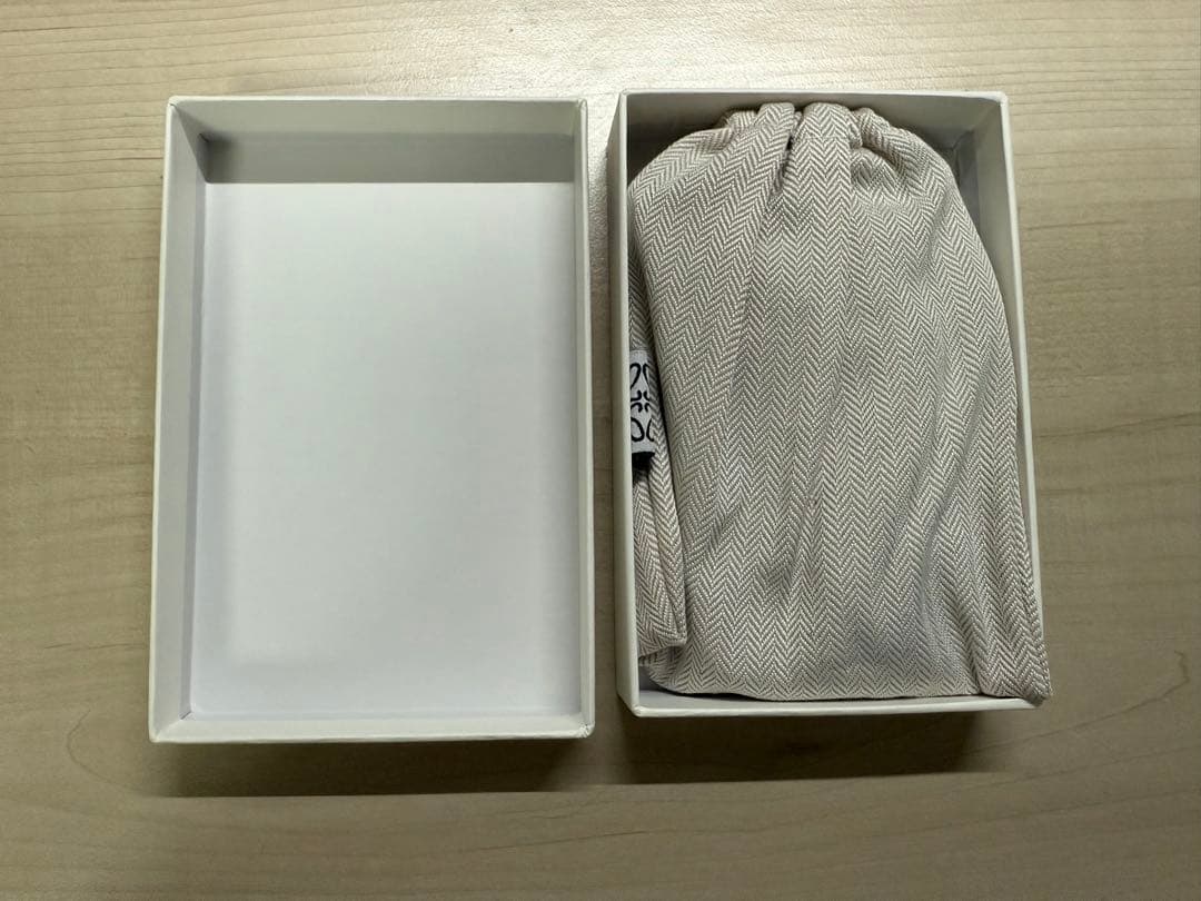 loewe カードホルダー