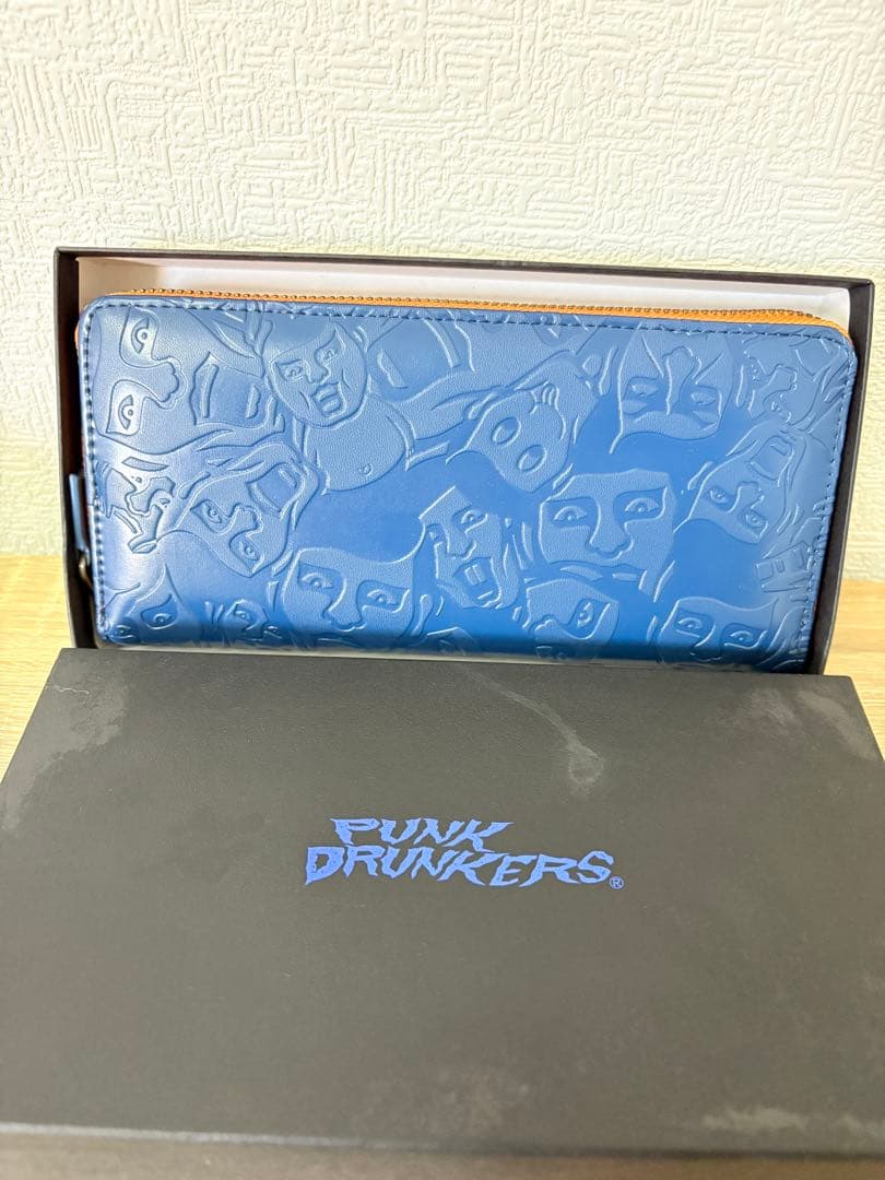 パンクドランカーズ　アイツ総柄長財布