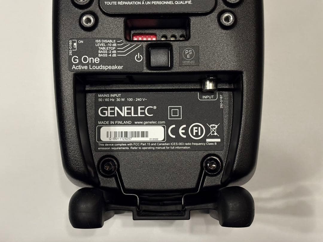 ジェネレック G One アクティブ・スピーカー ブラック 2本セット