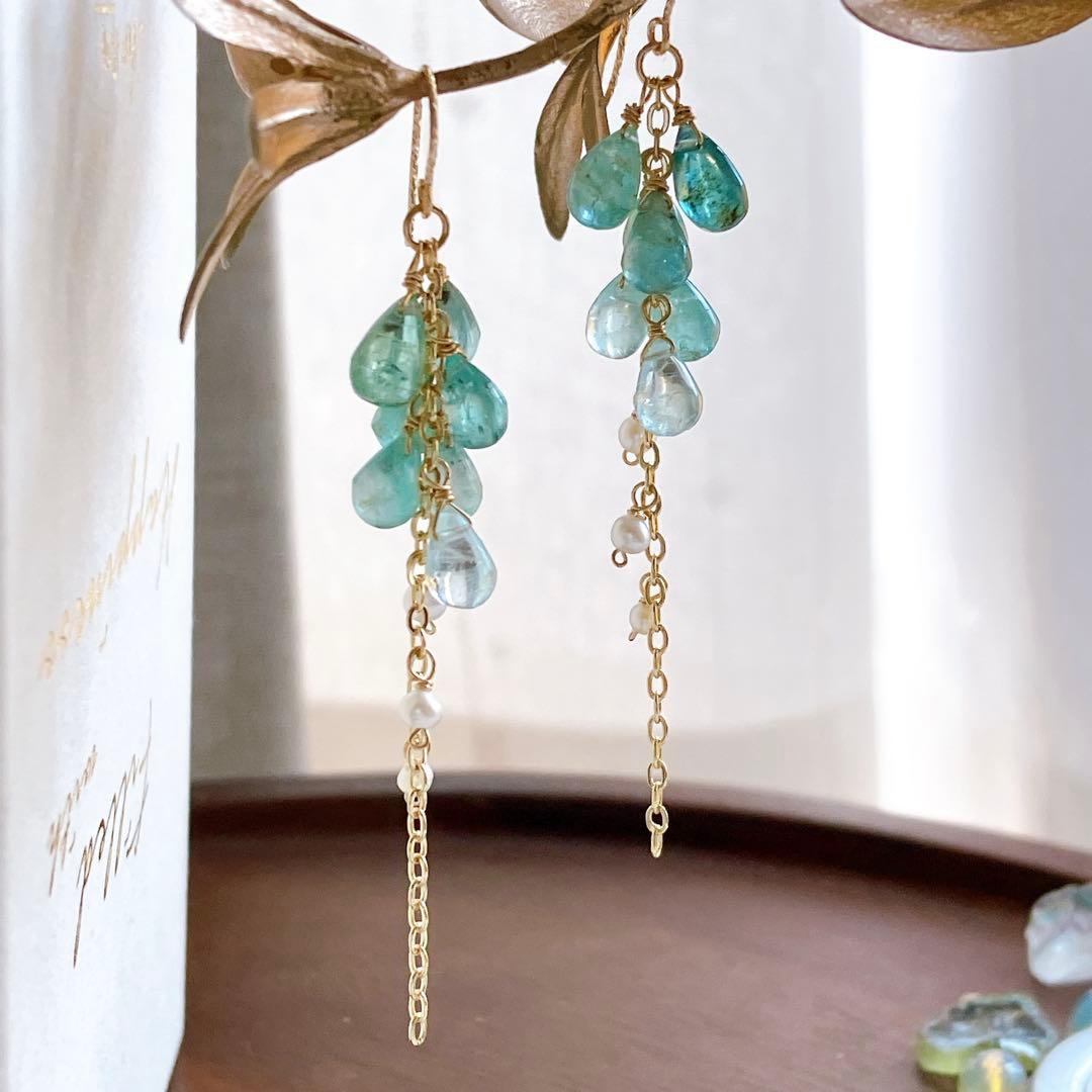 じばにゃん◆水晶/MOP/グリーンオニキス トリプレットストーンピアス