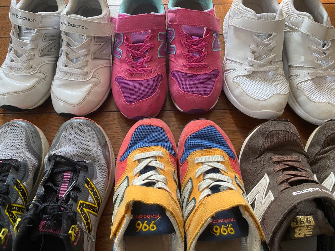 キッズ　NB ニューバランス　スニーカー（まとめ売り）