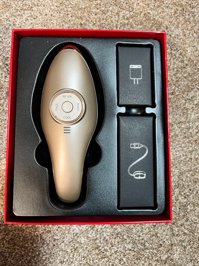 MEラボンエクラ 美顔器　IKKOプロデュース