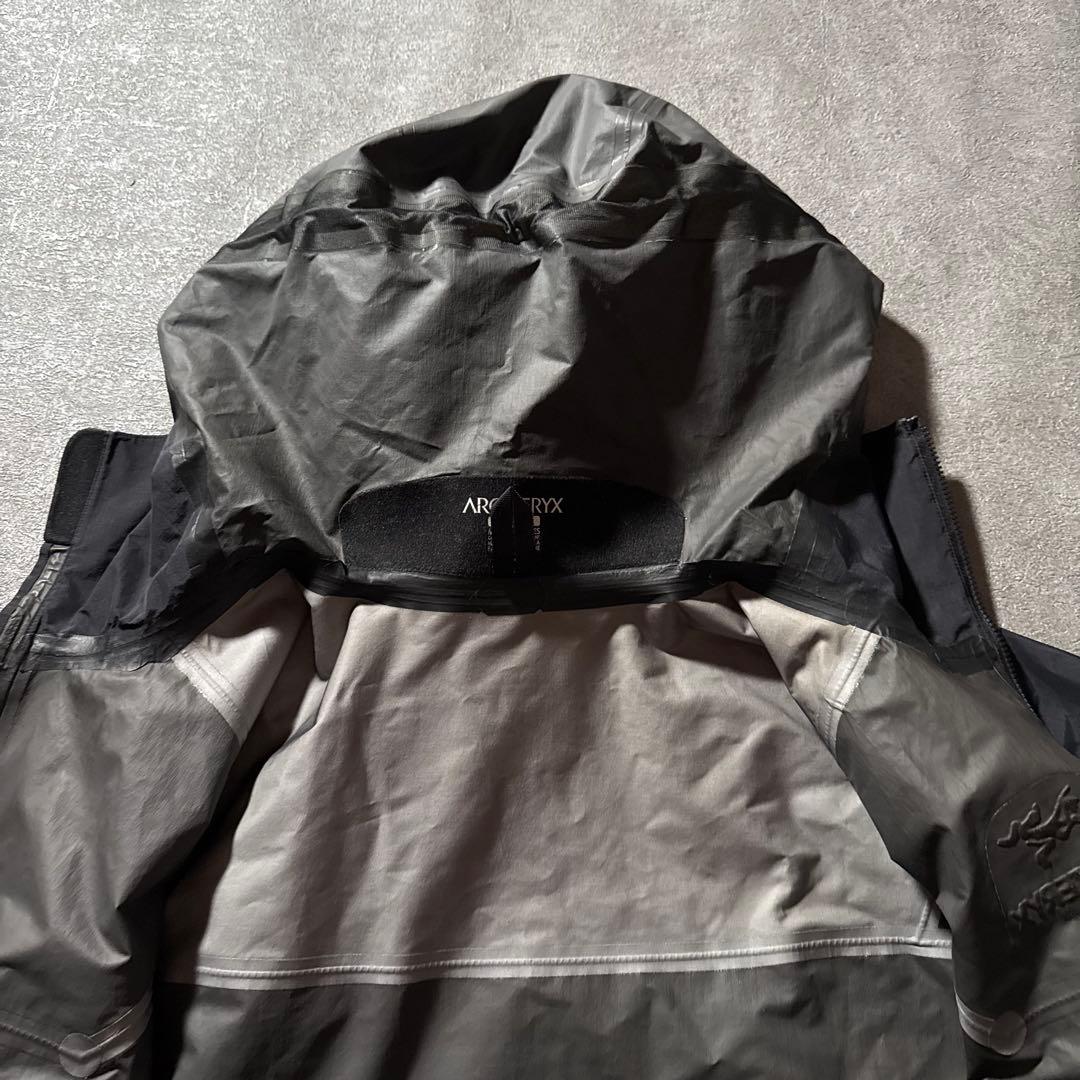 ジャケット・アウター ARC'TERYX beta sl hybrid jacket M