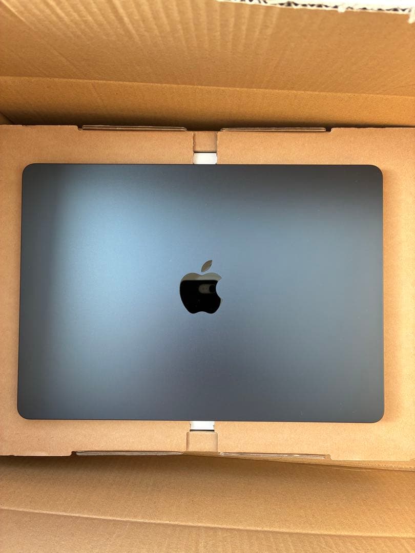 MacBook Air 13インチ M4 2025年モデ ル