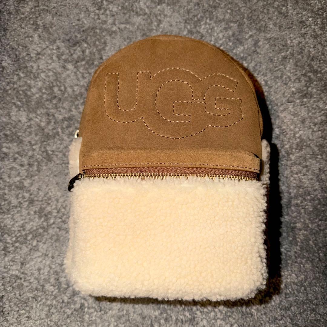 （正規品）UGG Dannie II ミニバックパック チェスナット
