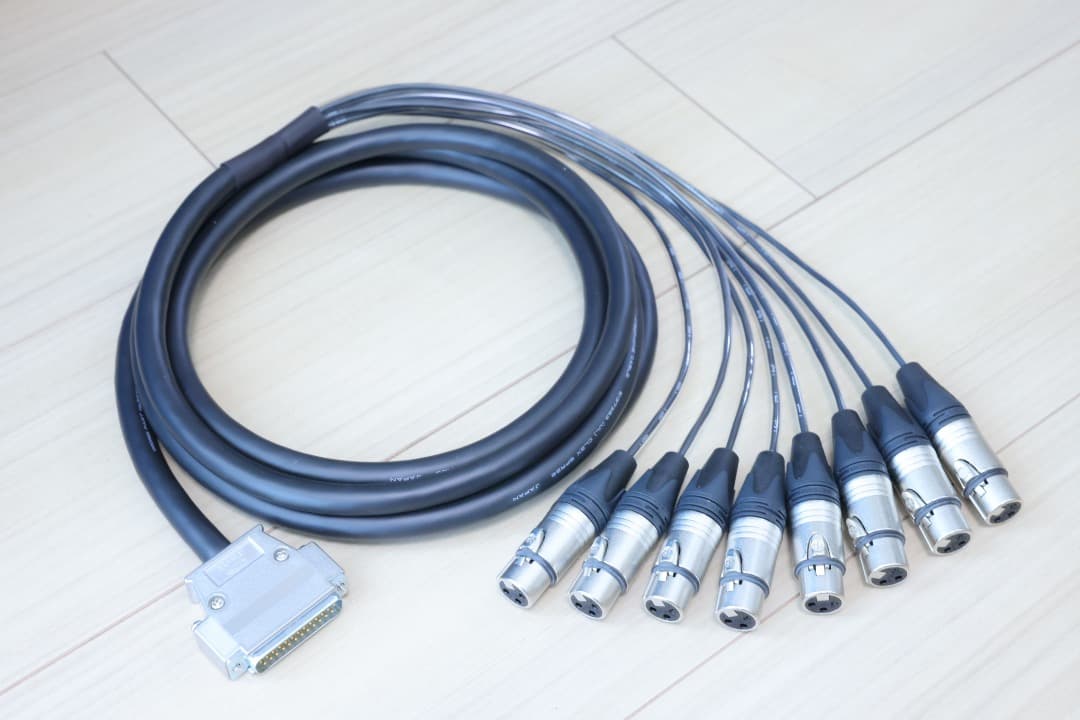 【DB25/XLR】8ch マルチケーブル MOGAMI 2932 1.5m