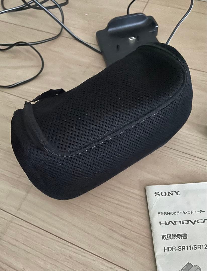 【美品】SONY ハンディカム　HDR-SR11 フルHD 10.2メガピクセル