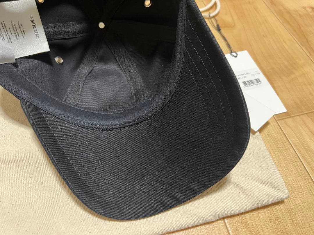 美品　AMI Paris 黒キャップ　タグ有り　保存袋付き