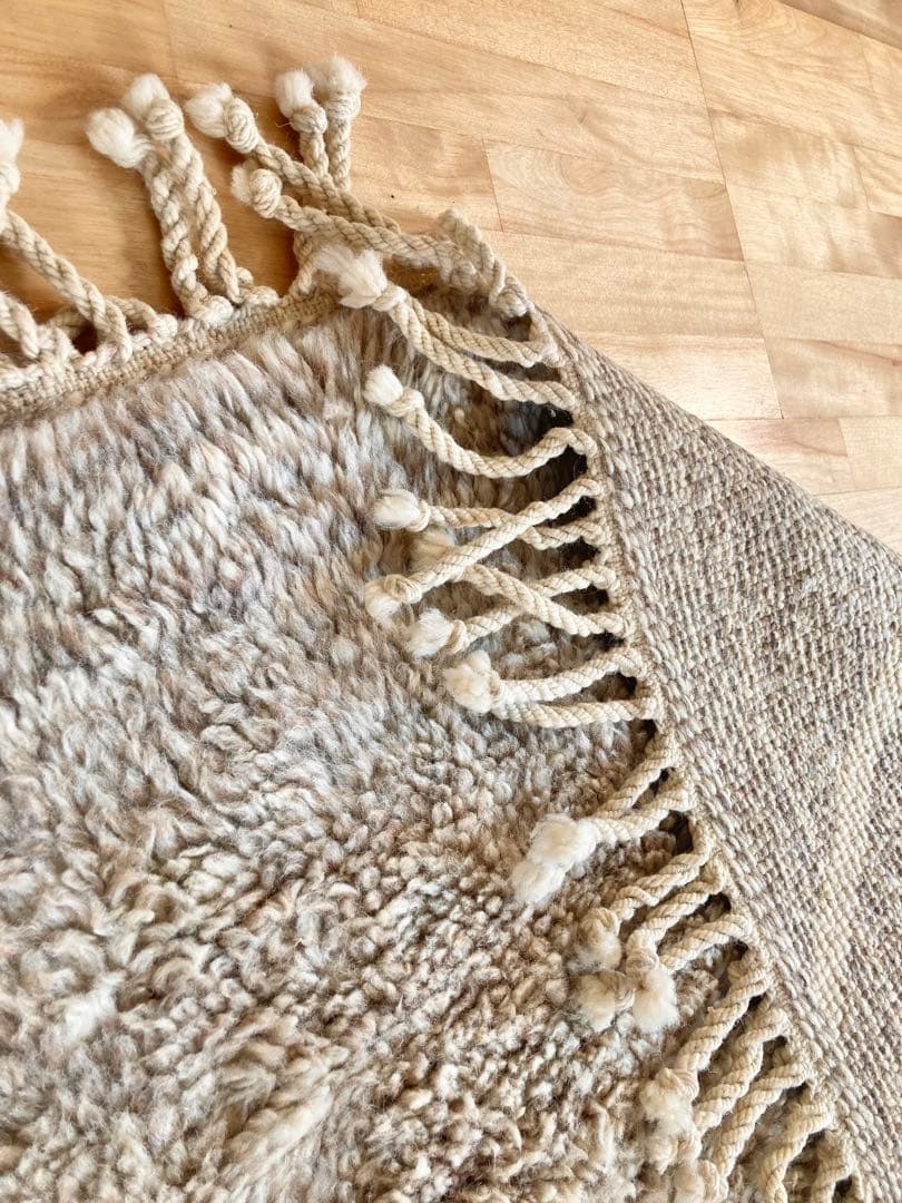 【モロッコ直輸入】新品 上質ベニワレングレージュラグ　即購入OK