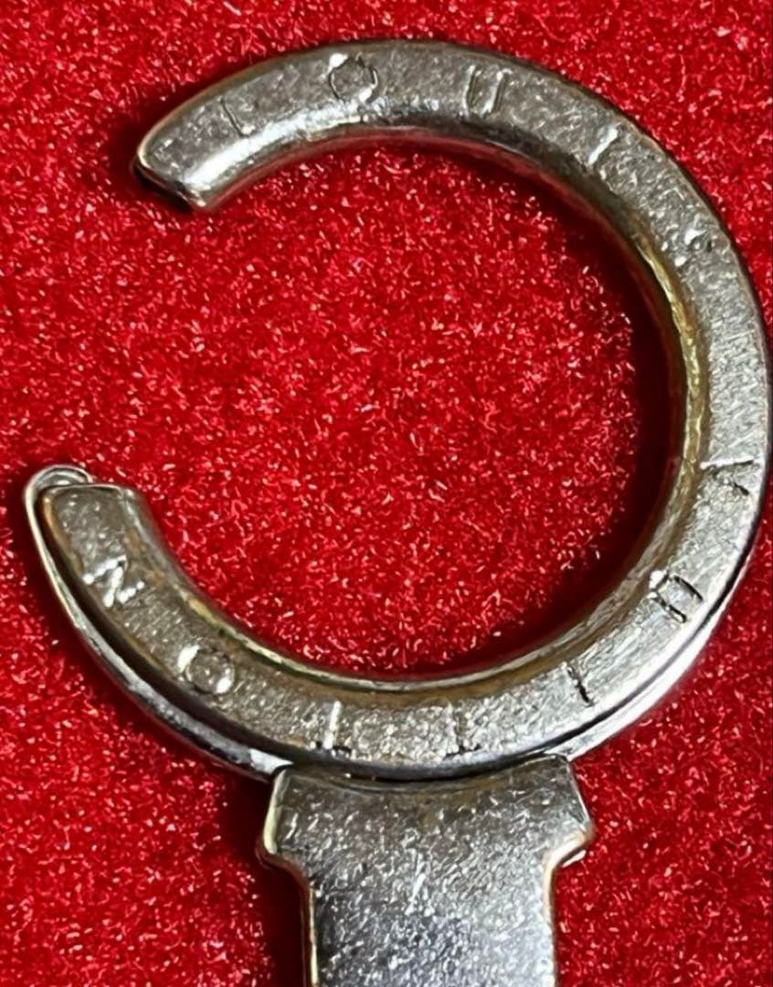 [LOUIS VUITTON]キーホルダー　アノクレ　稼働部分不具合ナシ