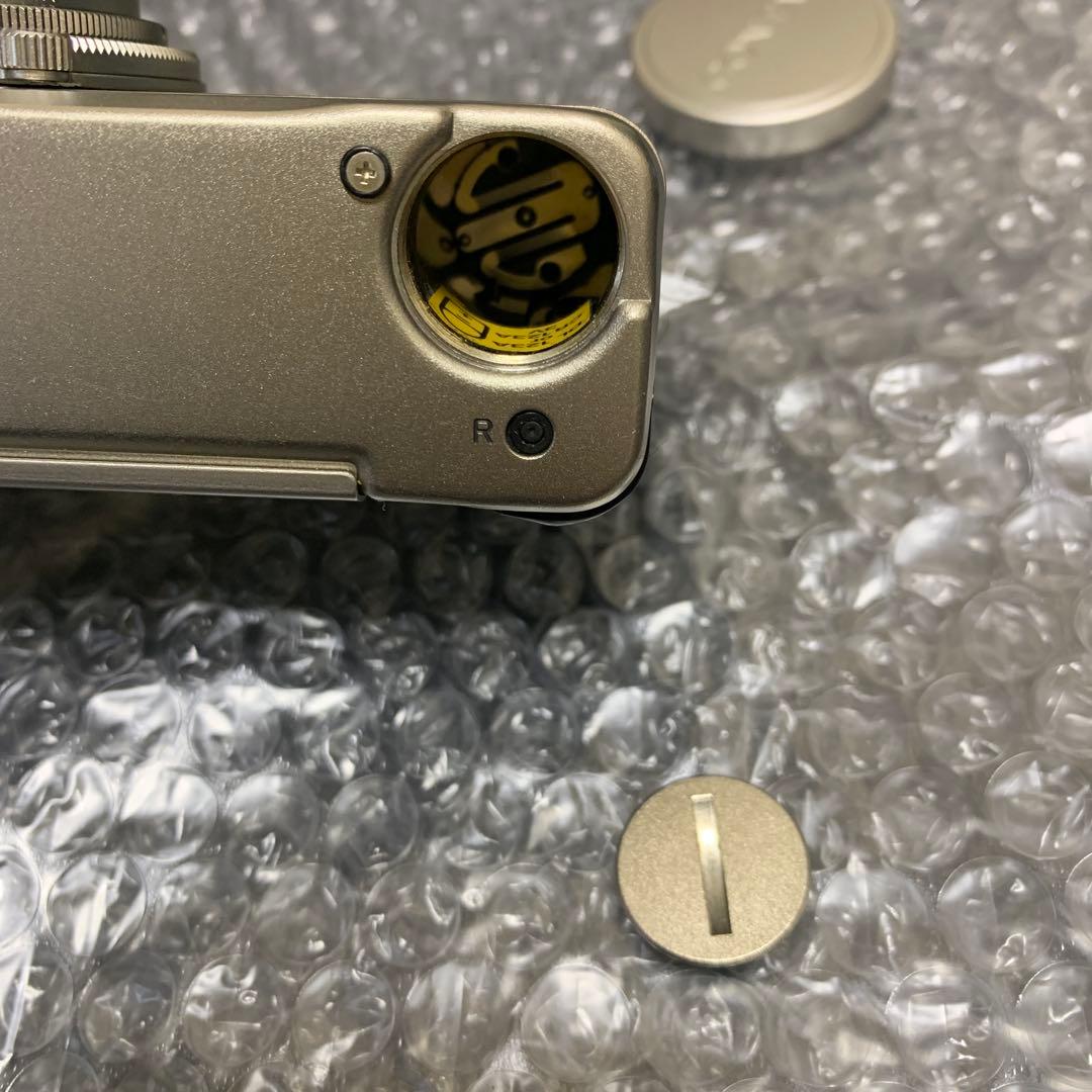 コンタックスCONTAX TVSフィルムカメラ通電確認済　 現状品　動作未確認