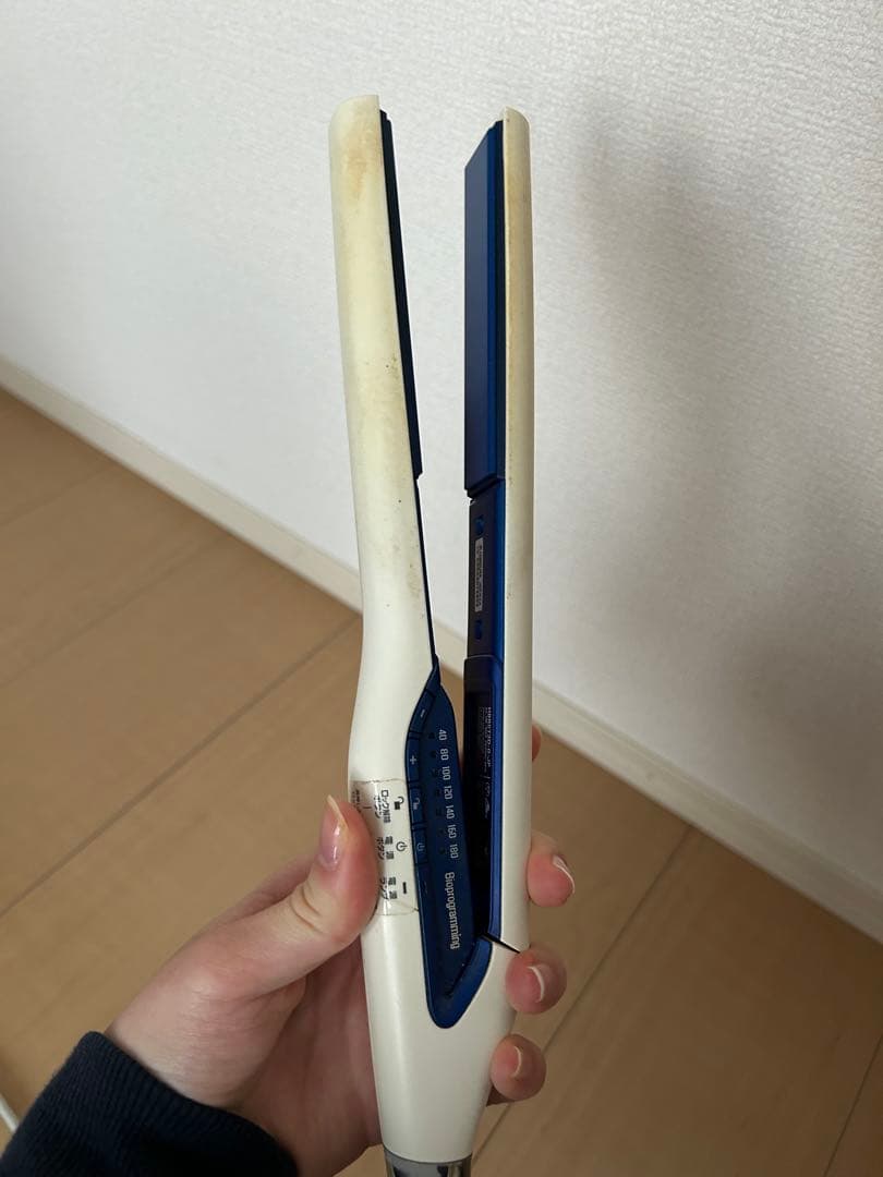 ストレートヘアアイロン ホワイト/ブルー 3D