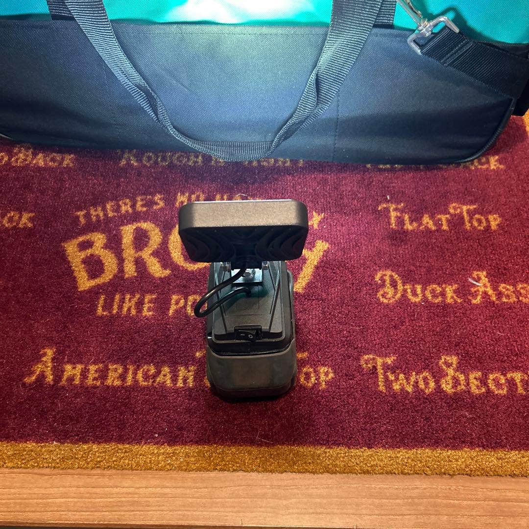 おまけ付き！マキタ充電式ラジオ付テレビ TV100+ツールバッグ　中古美品