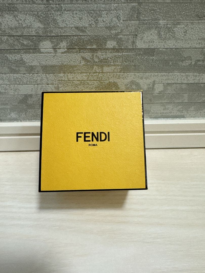 FENDI ピアス 片耳 ピンクゴールド