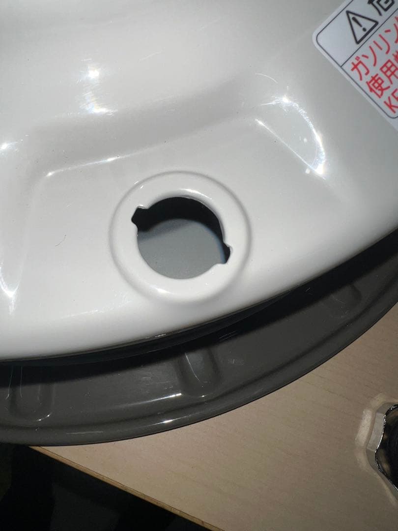 トヨトミ KS-67H(W) 対流形石油ストーブ 新品 展示品