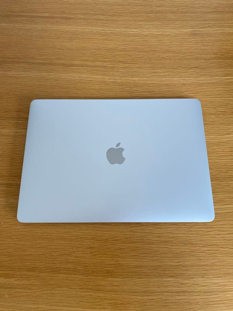 MacBook Pro 2020 上位モデル　未使用に近い　MacBook本体