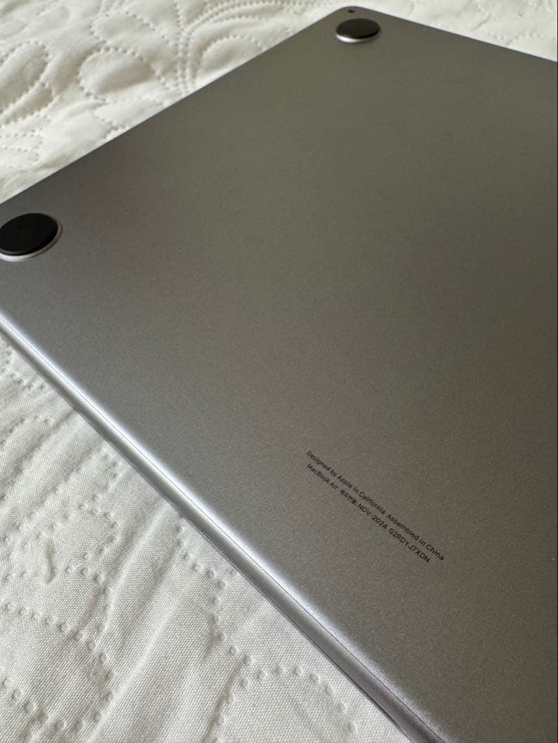 MacBook本体 MacBook Air M3 16GB 256GB