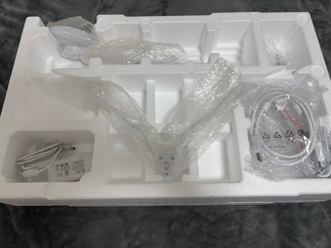 Pixio PX278 WAVEW 27インチ 180Hz WQHD