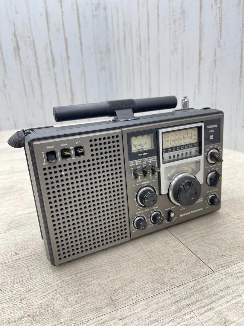 ナショナル クーガー RF-2200 8バンド 動作確認済 ショルダーベルト