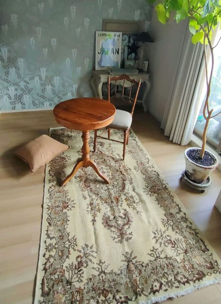 トルコヴィンテージラグ　122×209　メダリオン　ベージュブラウン×グレー