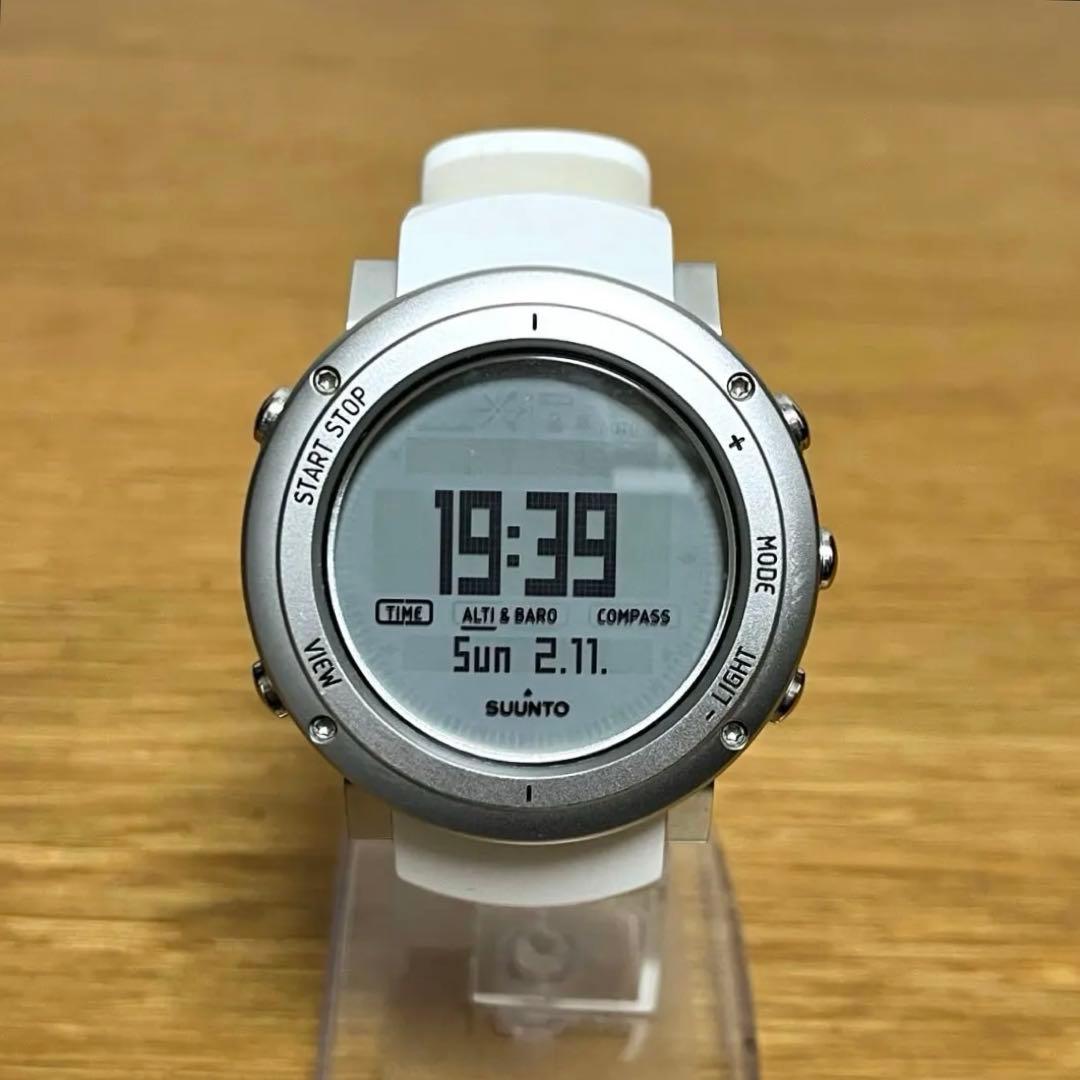 SUUNTO CORE BRUSHED STEELスントコアブラッシュドスチール