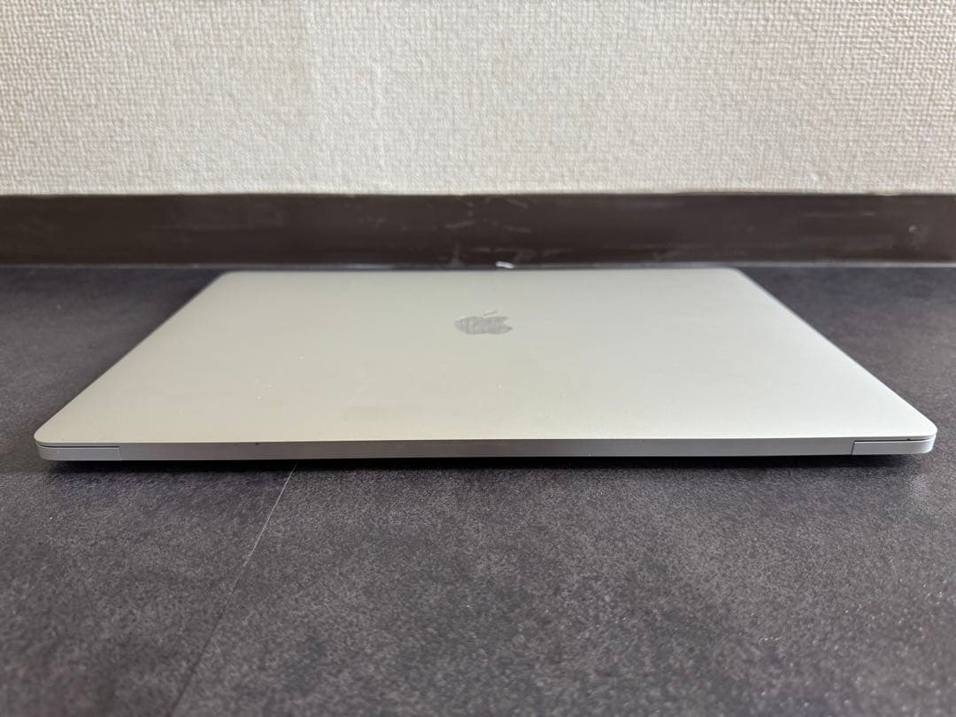 MacBook Pro 2017 15インチ 16GB 512GB So*