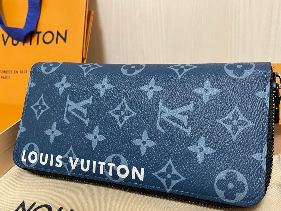 希少　LOUIS VUITTON ジッピーウォレット ヴェルティカル ヴィトン