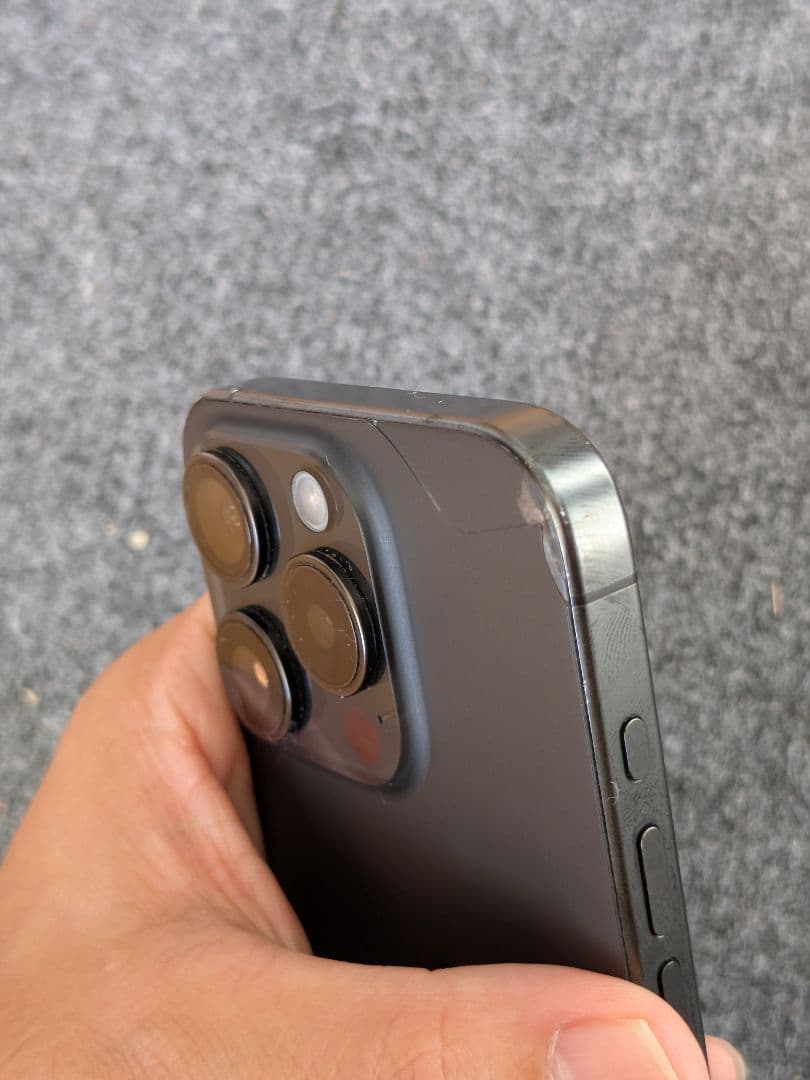 Phone 15 Pro 512GB ブラックチタニ ウム SIMフリー