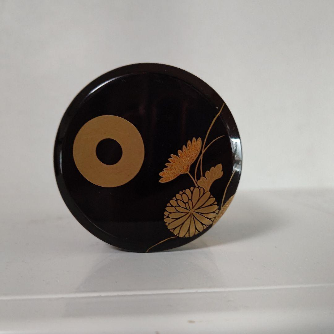 香道具　重香合　秋草蒔絵時代物　四段高さ7.5口径5.5 流派　御家流？美品