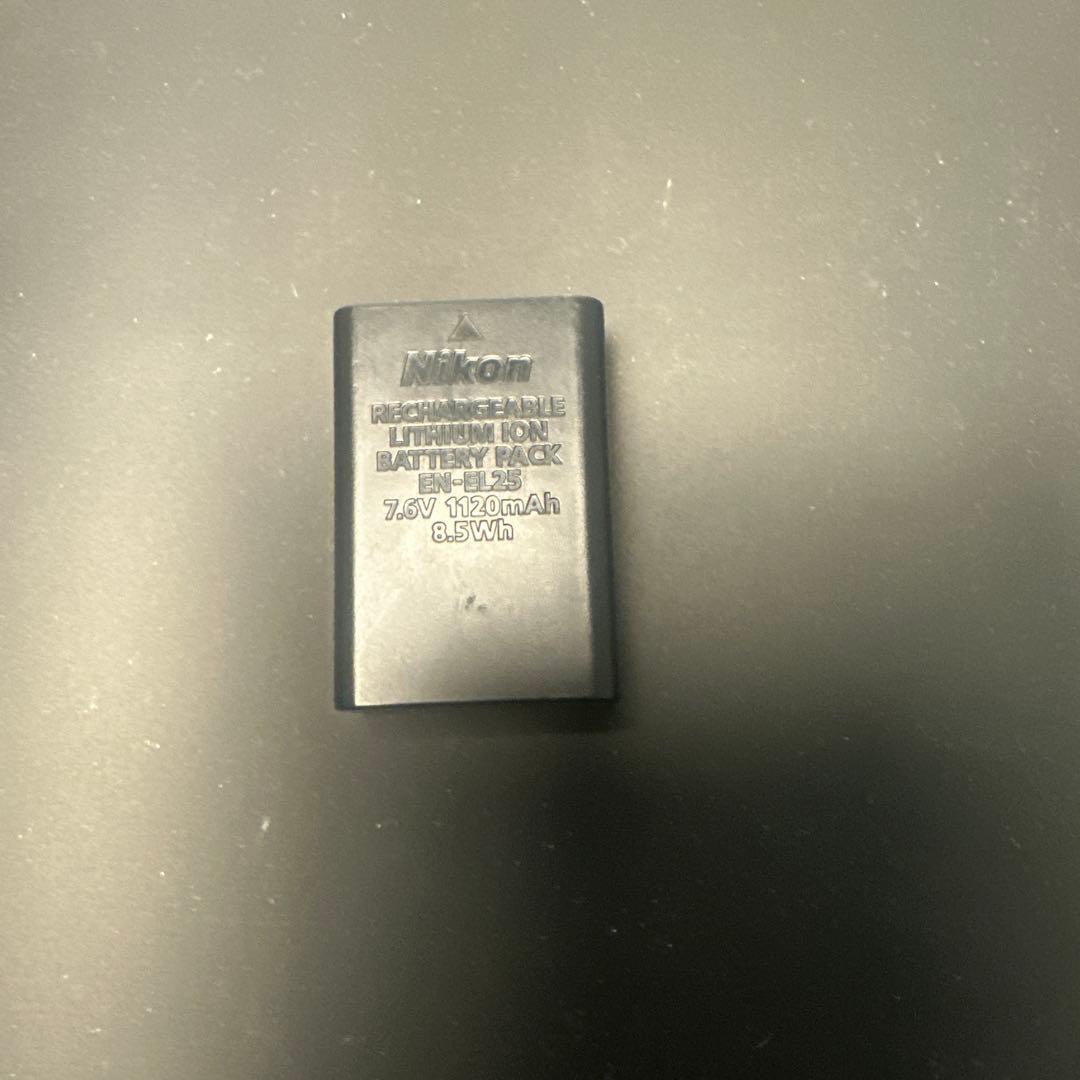 な*ぬ様 Nikon Z fc イエローブラック　ミラーレス一眼 本体