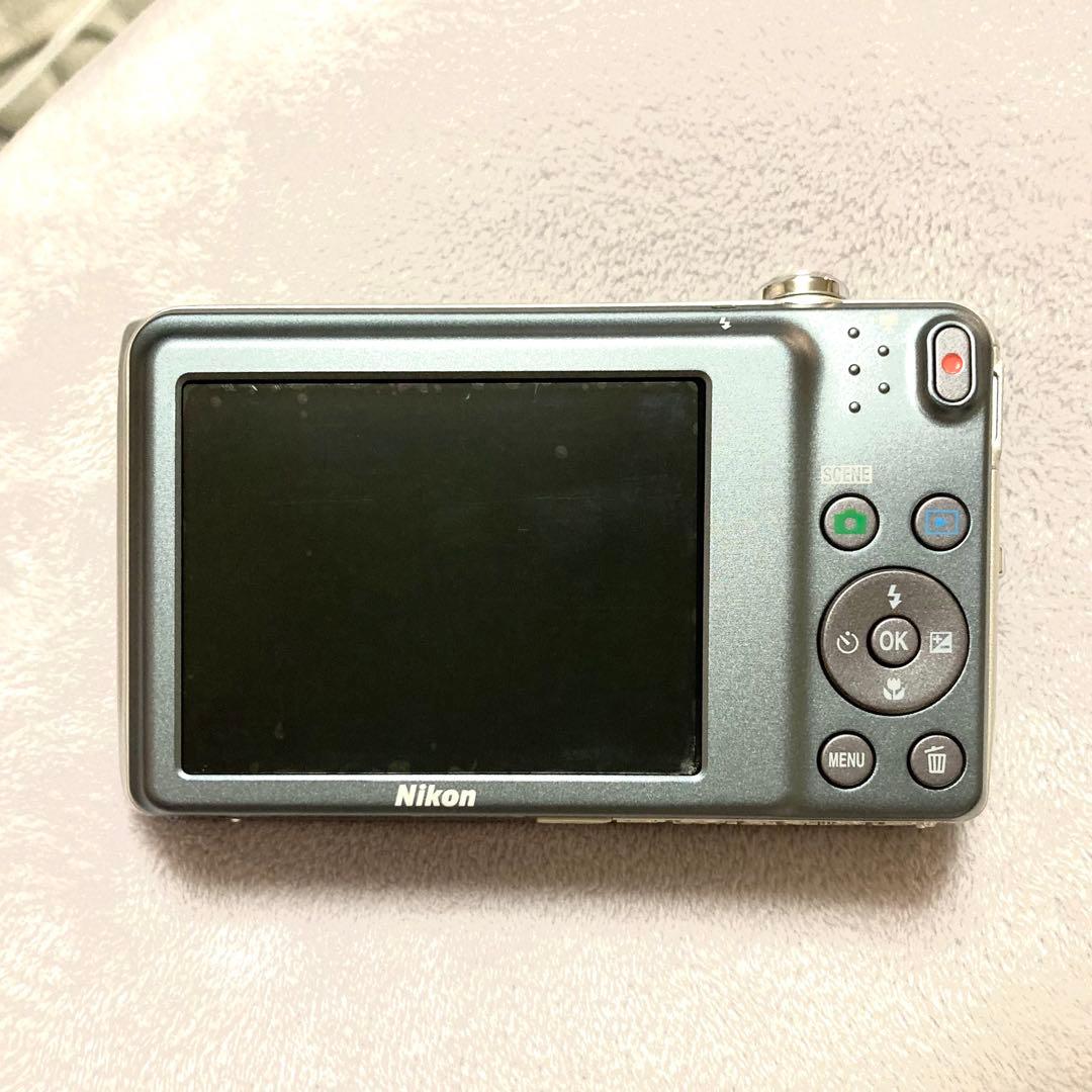 Nikon COOLPIX S3500 クリスタルシルバー　動作確認済み