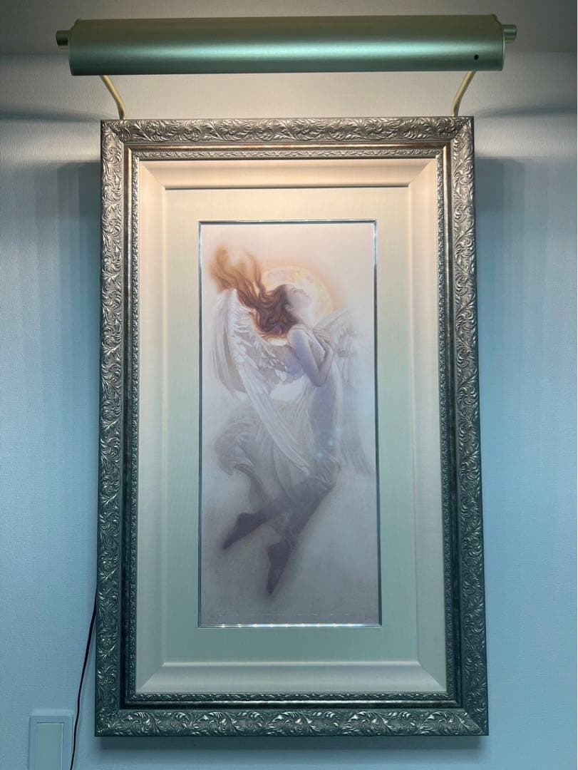 幻想的な天使のアート　大セール中！！今なら500,000円→198,000円