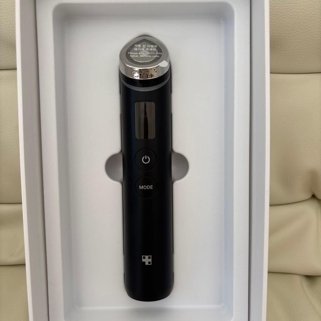 【美品】メディキューブ AGE-Rブースタープロ　1日5分韓国美肌エステ