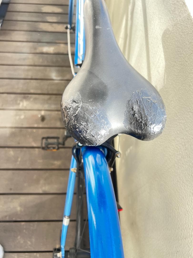 FORKS700Cクロスバイク　シマノ18段変速(前３段×後６段)　引取専用