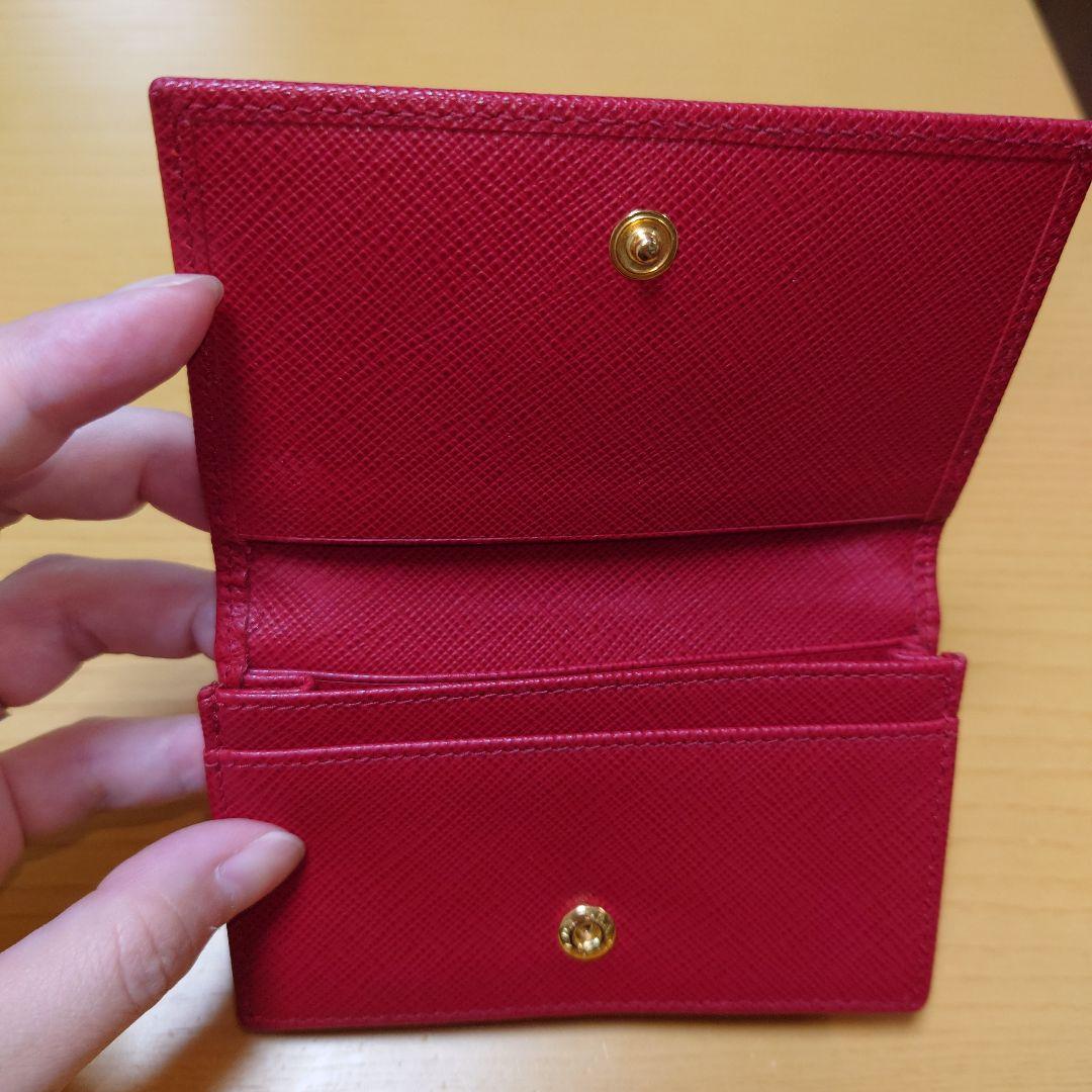 PRADA レッド 名刺入れ
