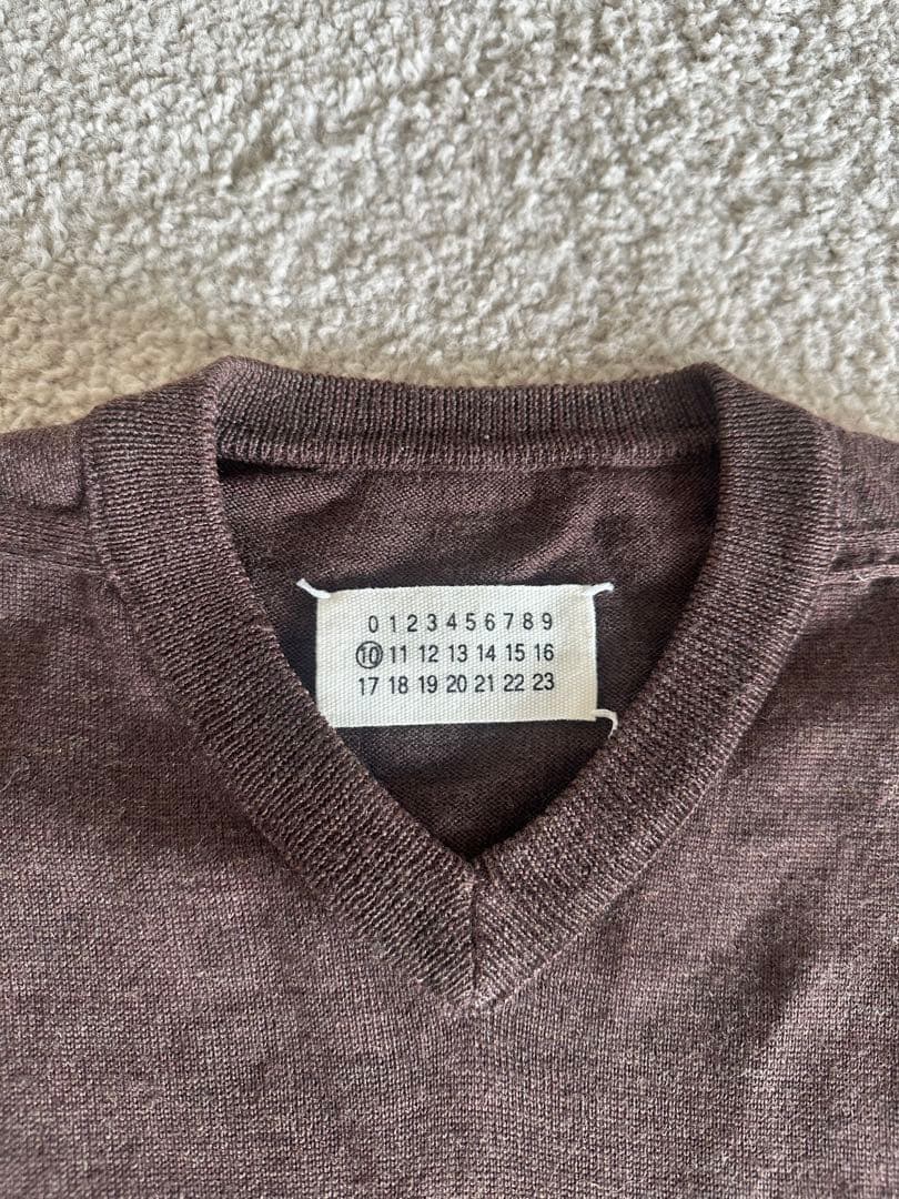 人気マルジェラ　ブラウン Vネック ニット セーター