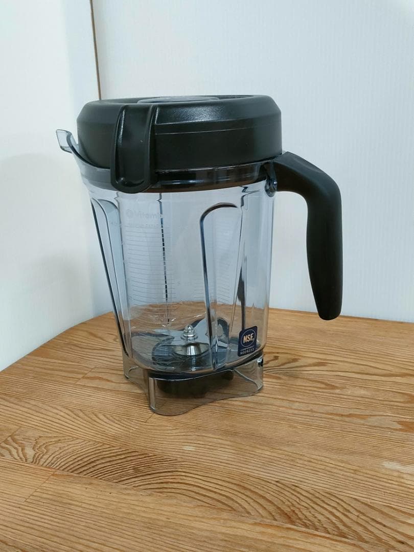 【新品・未使用】バイタミックス E520　ホワイト　保証書あり　1581