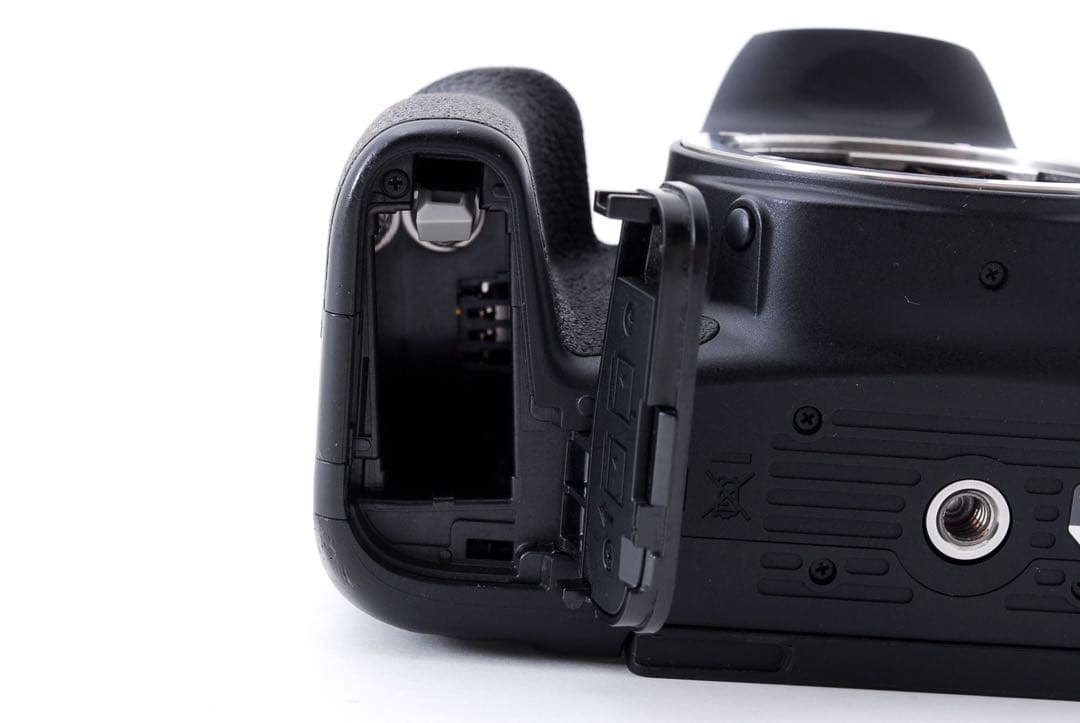 保証付き☆キャノン Canon EOS KISS X10i ボディ