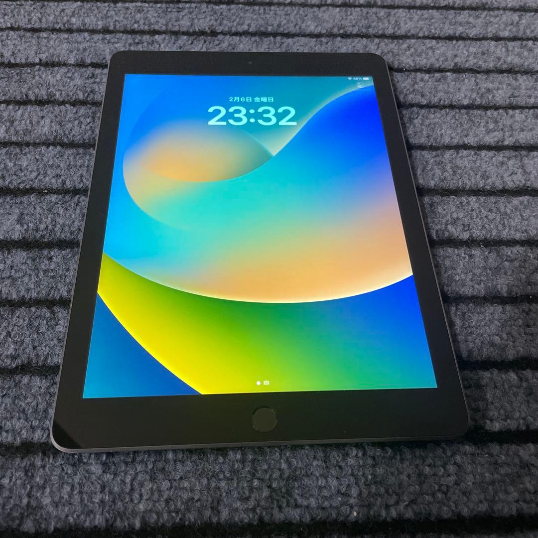 13 iPad 5世代 32GB Wi-Fi スペースグレイ