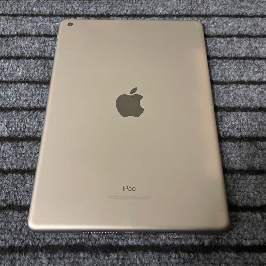 13 iPad 5世代 32GB Wi-Fi スペースグレイ