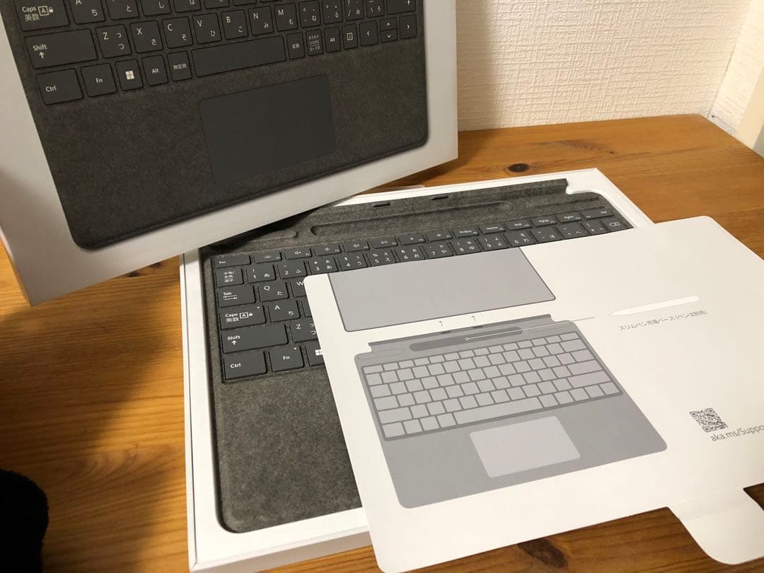 Surface Pro8本体＋キーボードセットほぼ新品
