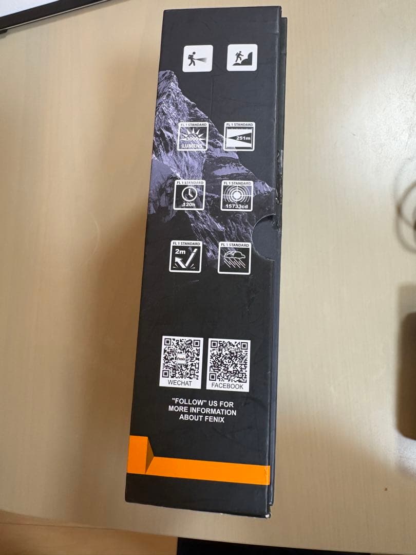 【大幅値下げ】Fenix HP30R V2.0 3000ルーメン