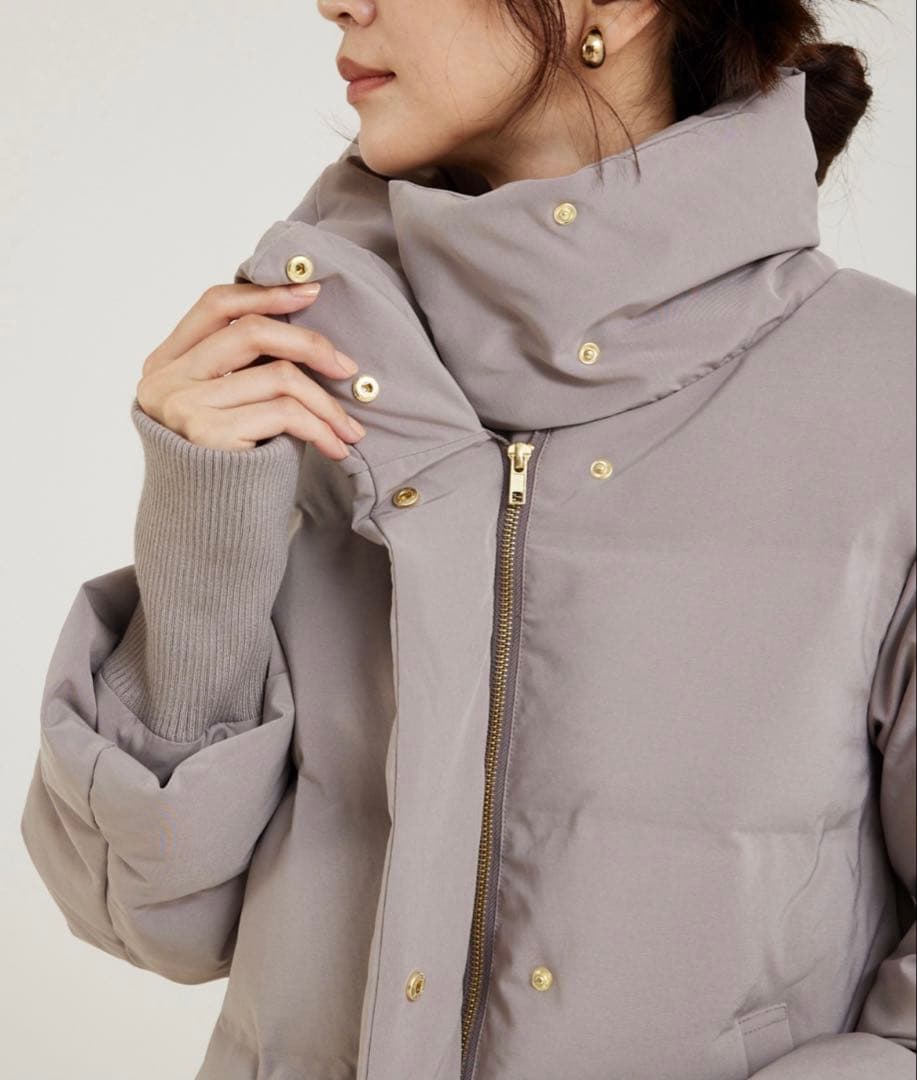 アバハウスマヴィ　袖リブシームレススタンドダウン　　Lサイズ