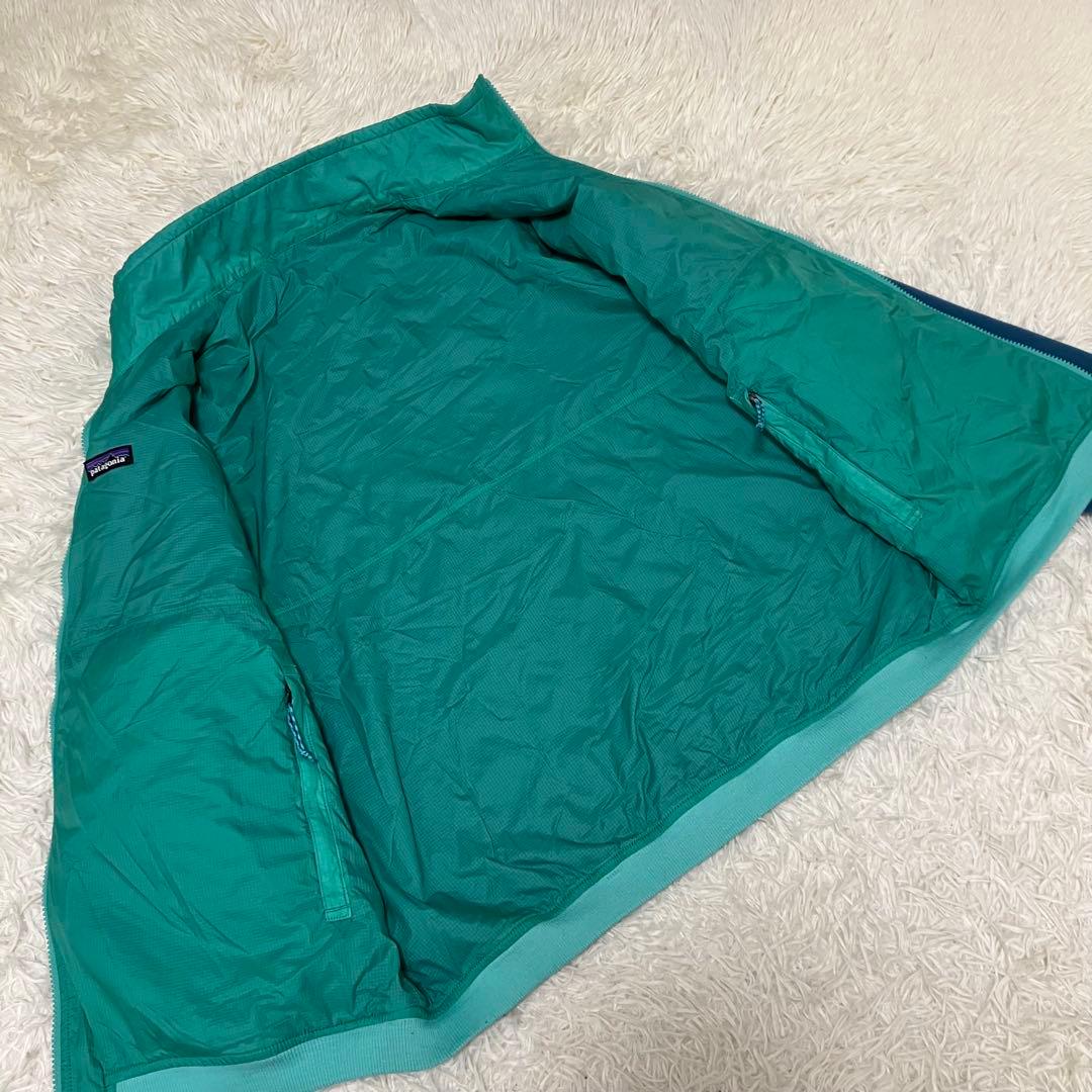 patagonia ロゴ入りリバーシブルブルゾン　ジャンパー　フリース　緑　青