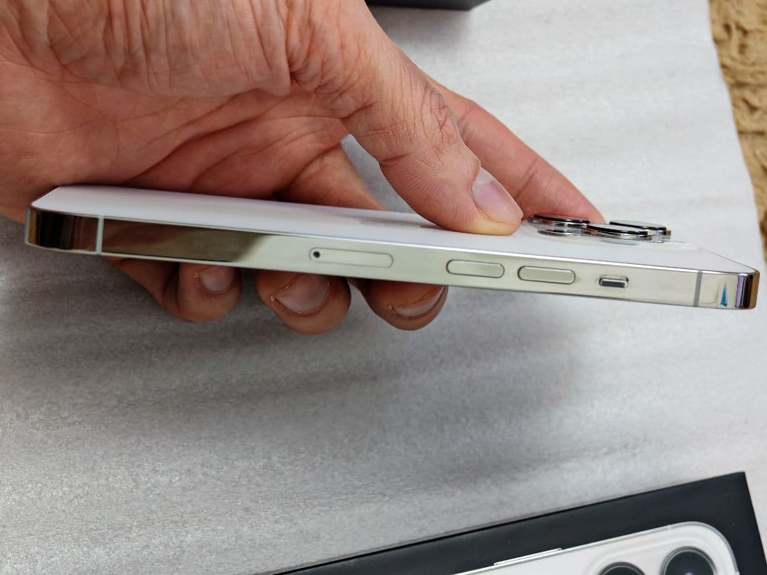 iPhone 13 pro 128gb simフリー美品