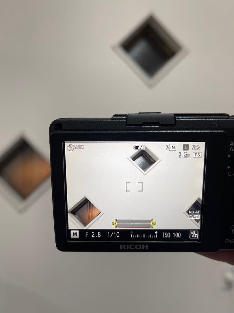 RICOH GR2 デジタルカメラ 本体と付属品