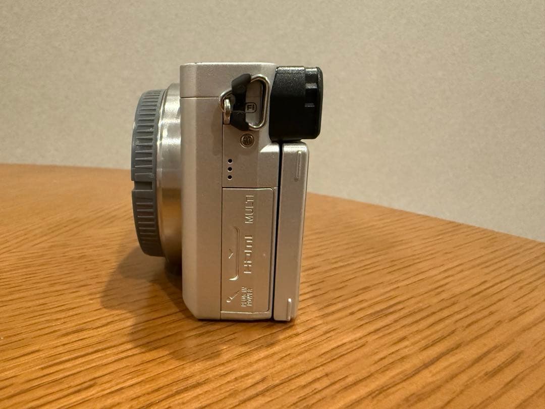 【2/1まで出品】SONY α6400 ミラーレス一眼カメラ シルバー