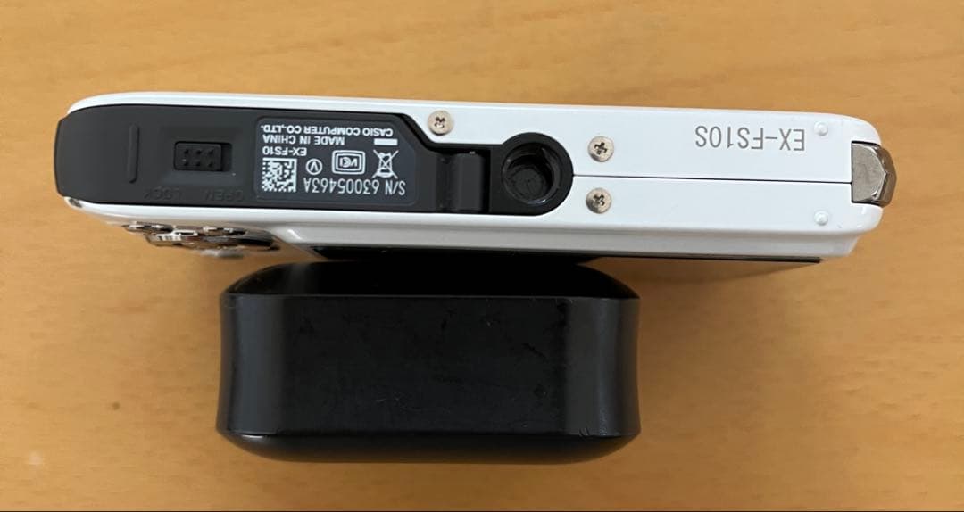 CASIO EXILIM EX-FS10S 美品　充電器付