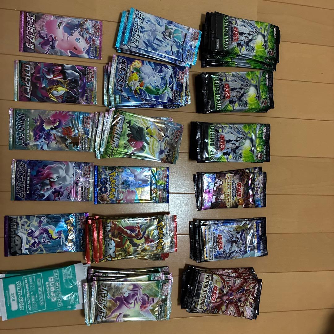 と*定様 ポケカ、遊戯王　バラパック　まとめ売り　138パック