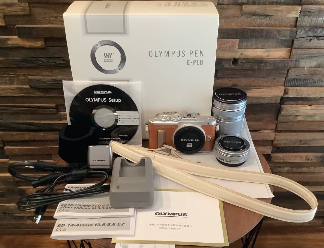 レンズ２本付き OLYMPUS PEN E-PL8 ブラウン ダブルズームキット